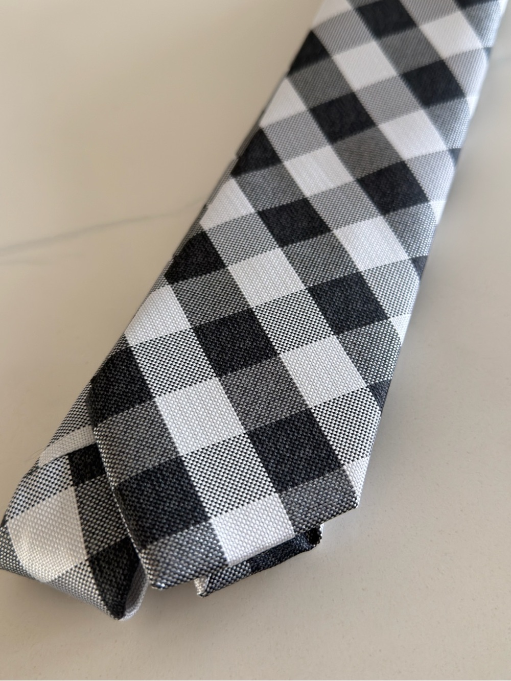 🖤 Perry Ellis Portfolio Tie – Classic Check Pattern